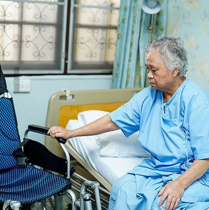 คนป่วยนอนติดเตียง เสี่ยงท้องผูก